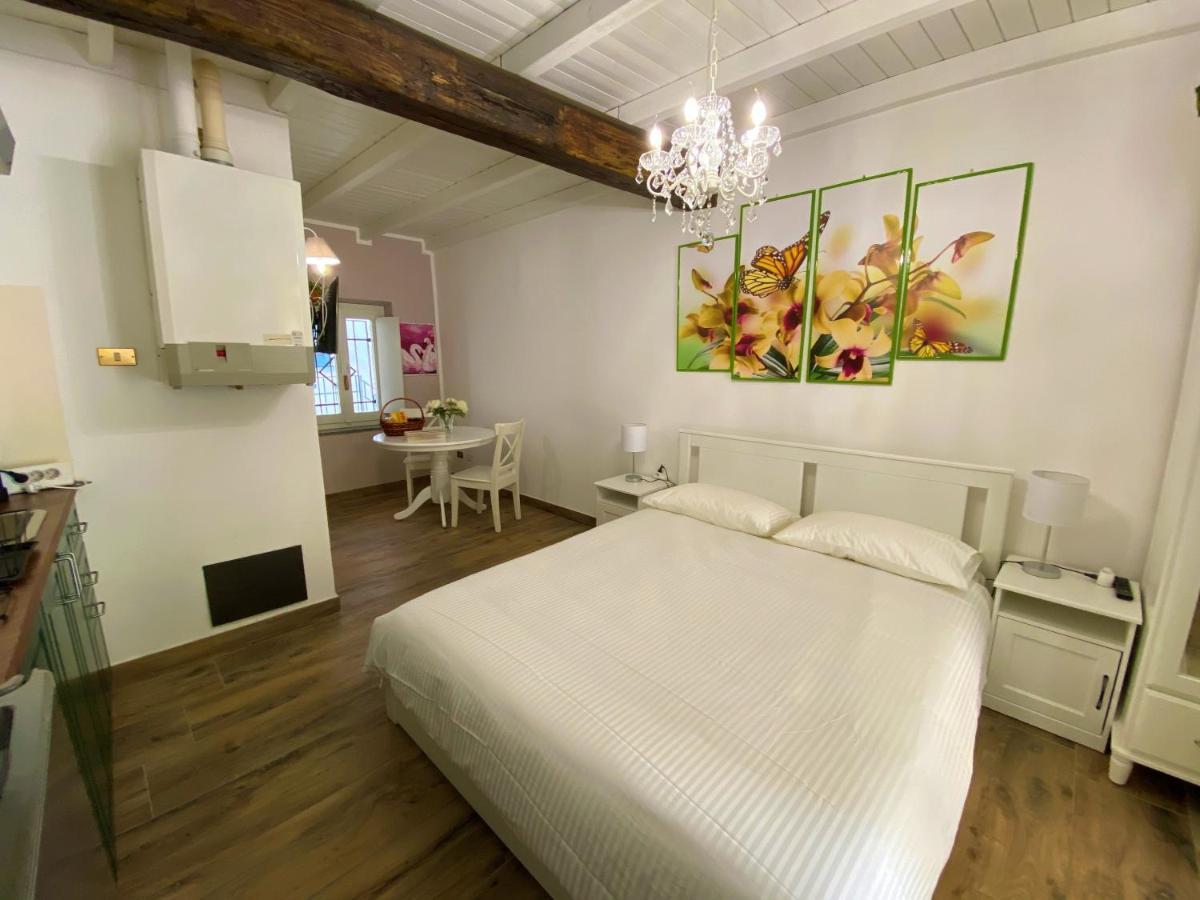 Nicolaus Appartement Sesto Calende Buitenkant foto
