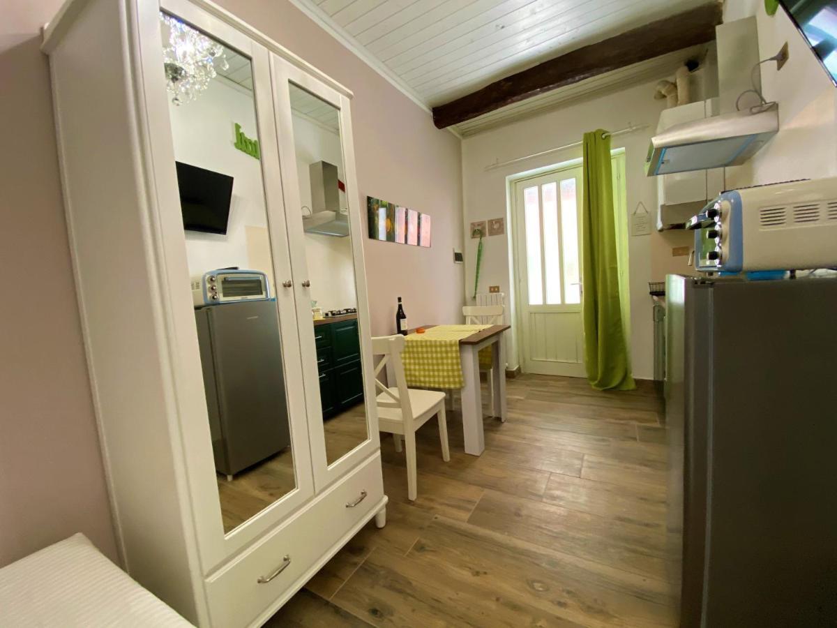 Nicolaus Appartement Sesto Calende Buitenkant foto