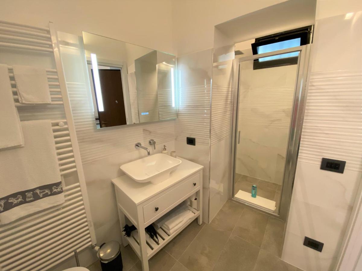 Nicolaus Appartement Sesto Calende Buitenkant foto
