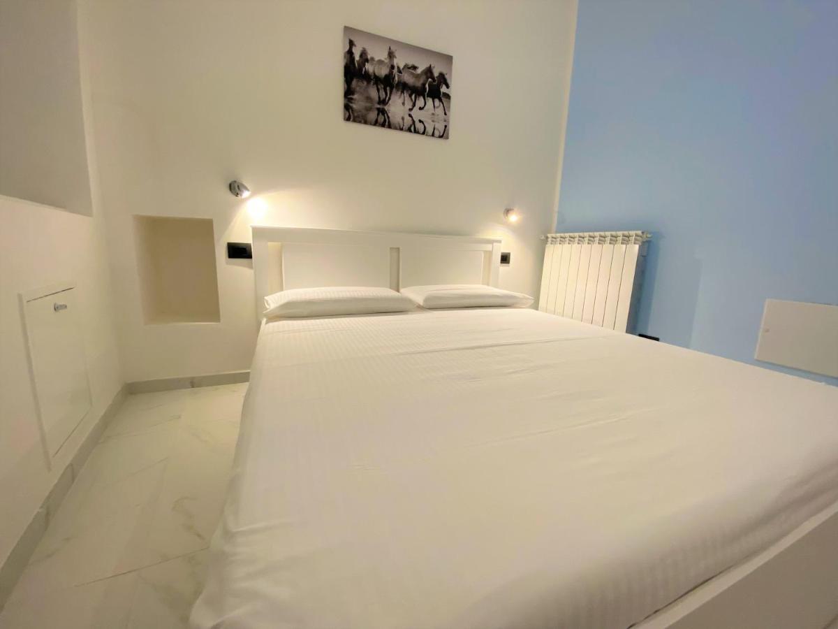 Nicolaus Appartement Sesto Calende Buitenkant foto