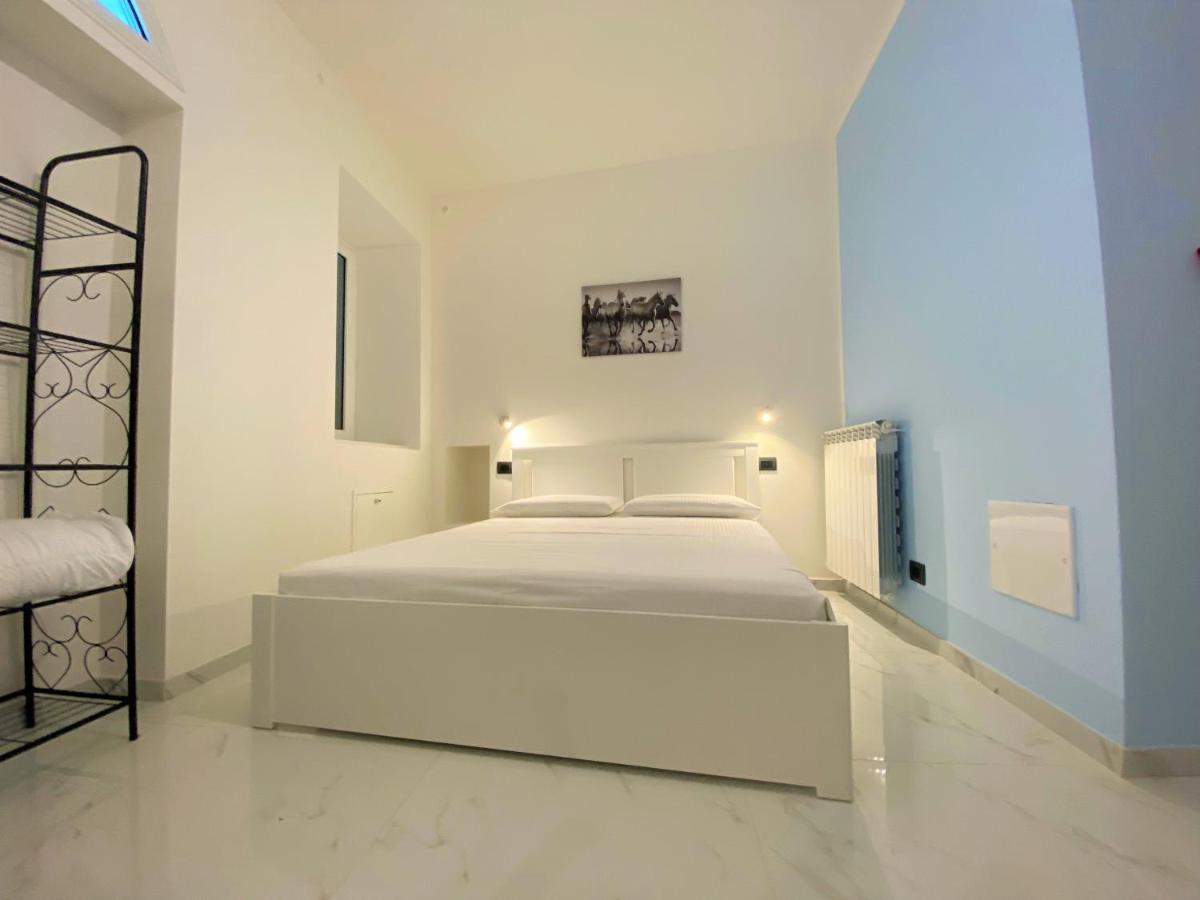 Nicolaus Appartement Sesto Calende Buitenkant foto